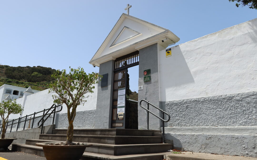 El Ayuntamiento de Tegueste habilita un servicio gratuito de guagua para visitar el cementerio por el Día de Todos los Santos